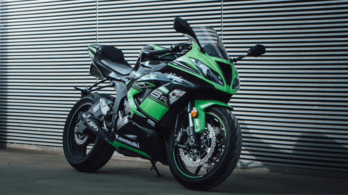 Kawasaki Z900 Bike Price 2025